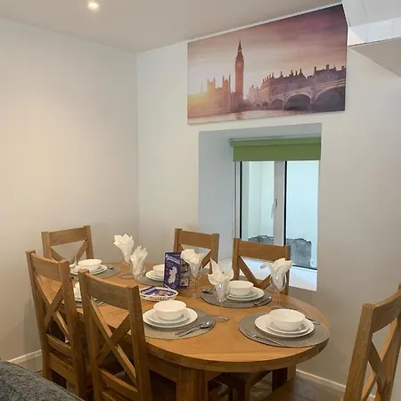Eyre Square Lane Budget Guest house Galway