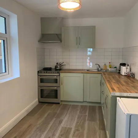 Eyre Square Lane Budget Guest house *